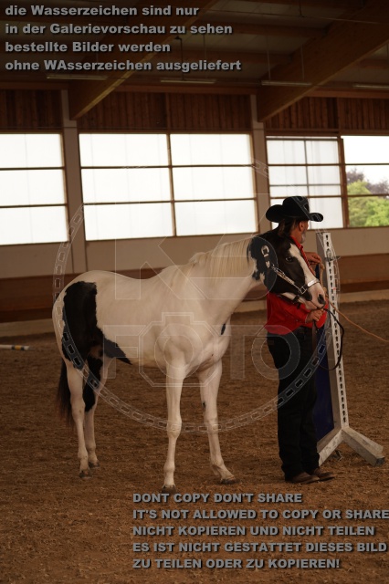s_A_901292.JPG